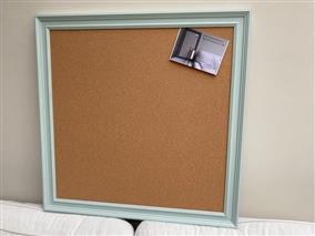 'Teresa's Green' Extra Large Noticeboard with Traditional Frame