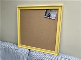 'Citron' Extra Large Cork Pinboard w. Classical Frame